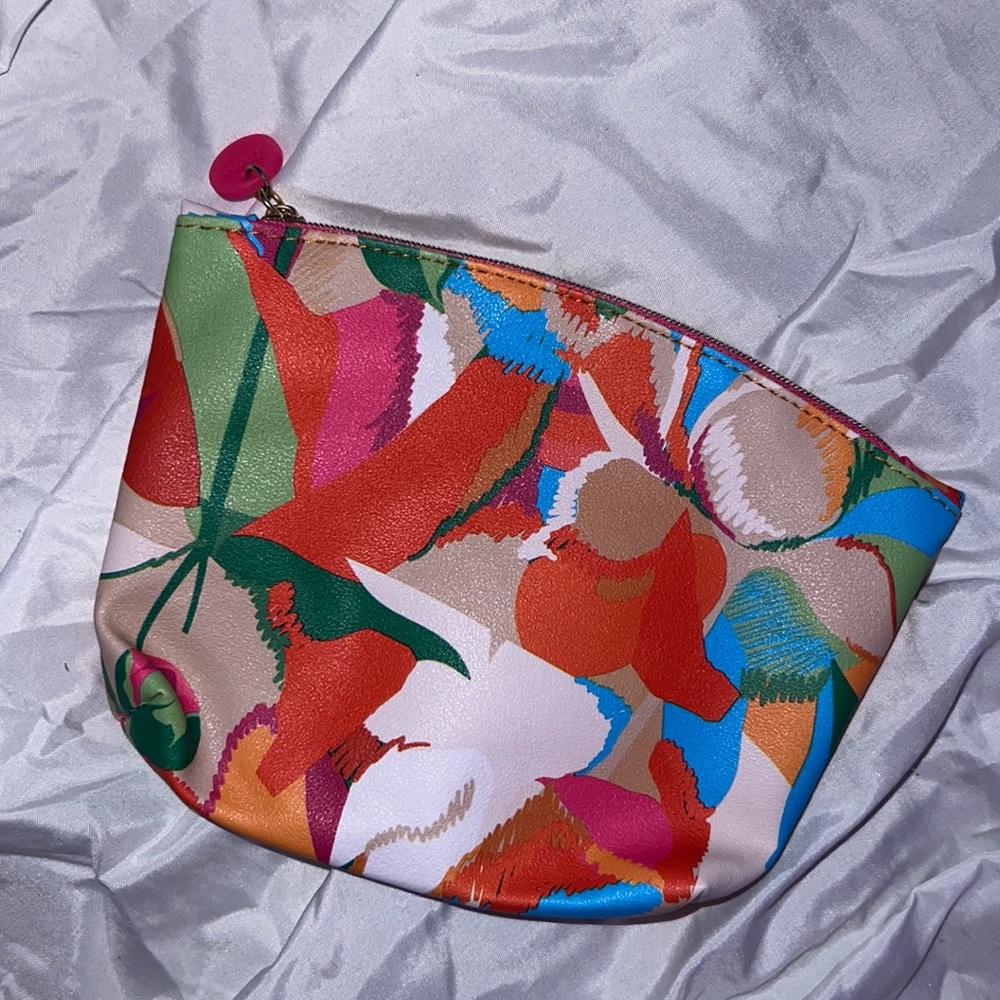 Ipsy makeup bag